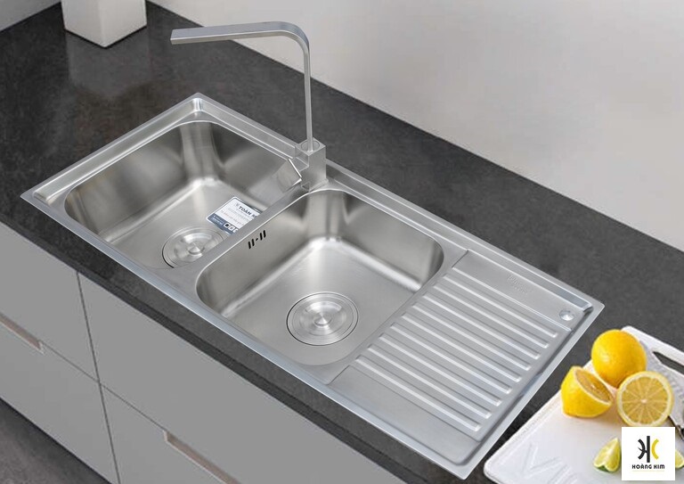 Sử dụng bồn rửa chén inox 304 mang đến sự sang trọng cho không gian phòng bếp