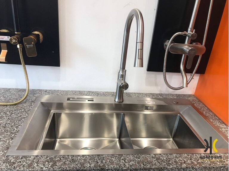 Hoàng Kim – Nội Thất Inox Mạ Vàng