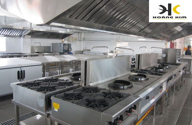 Bếp ga 4 họng công nghiệp inox có thể lắp đặt tại nhiều không gian bếp, tạo được sự sang trọng đẹp mắt, bếp sử dụng cũng cực kỳ bền chắc, mang lại hiệu quả kinh tế cao hơn