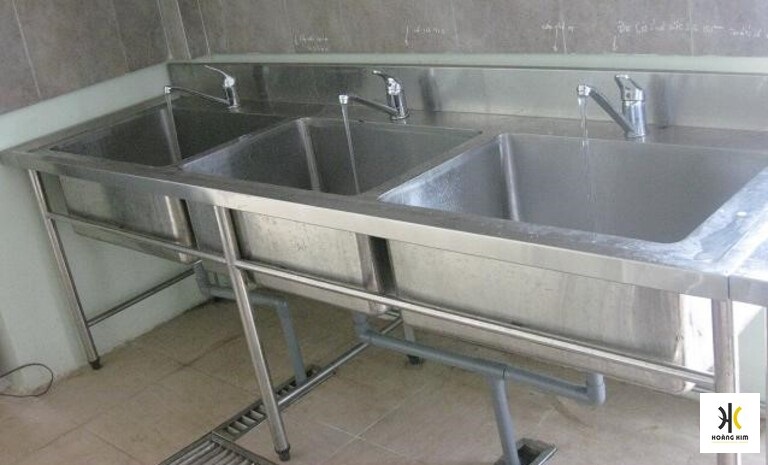 Hoàng Kim – Nội Thất Inox Mạ Vàng